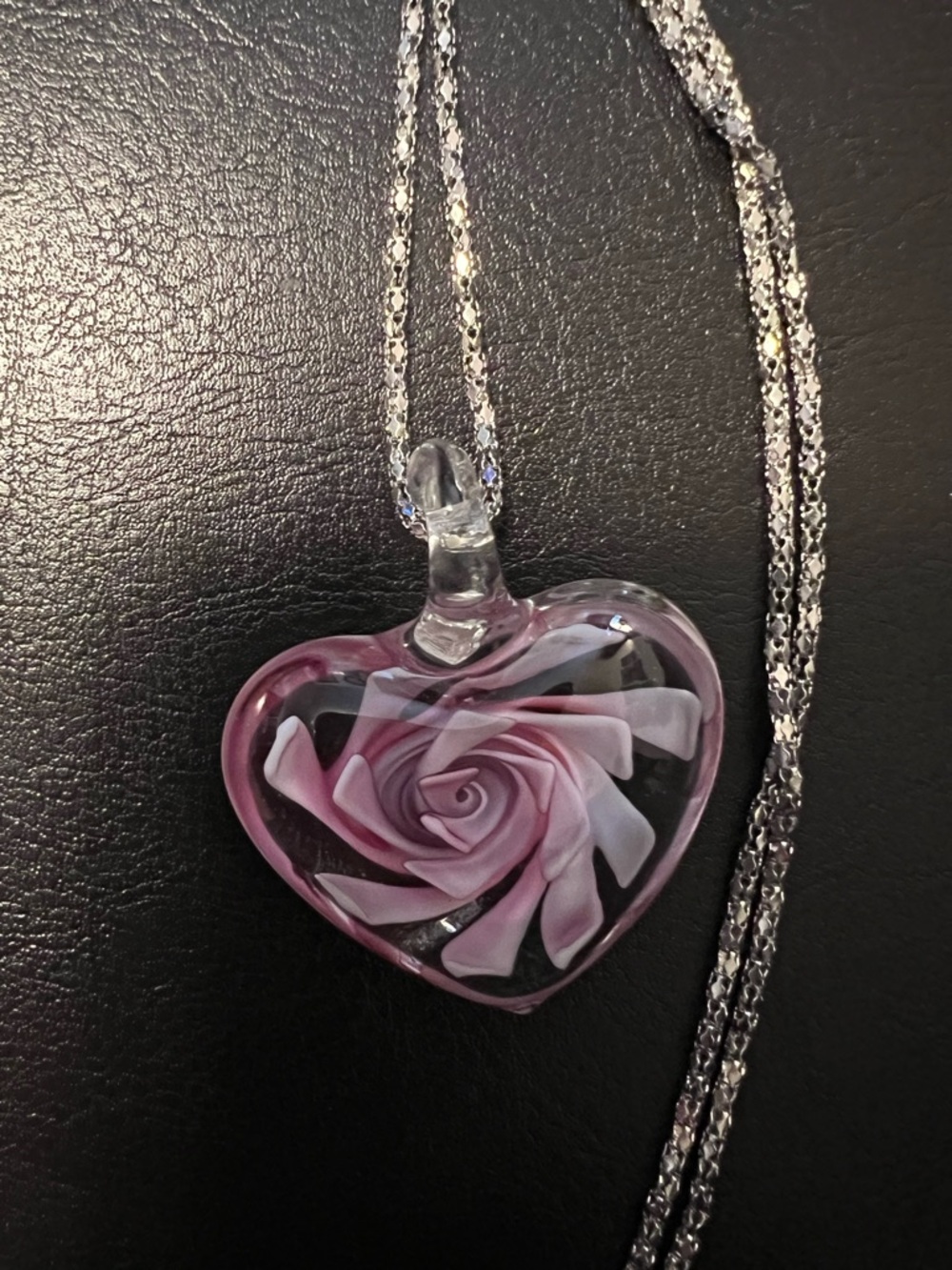 Craft Beads, PETAL & LEAF - NO SCENT, Jewelry Supplies, loose bulk beads - Picture 7 of 8